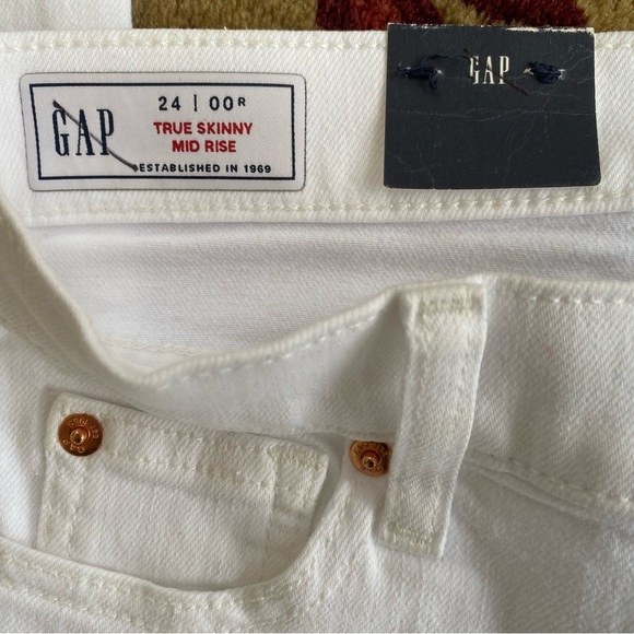 🆕Gap True Skinny Mid Rise White Jeans NWT Women’s Size 24 - Picture 7 of 15